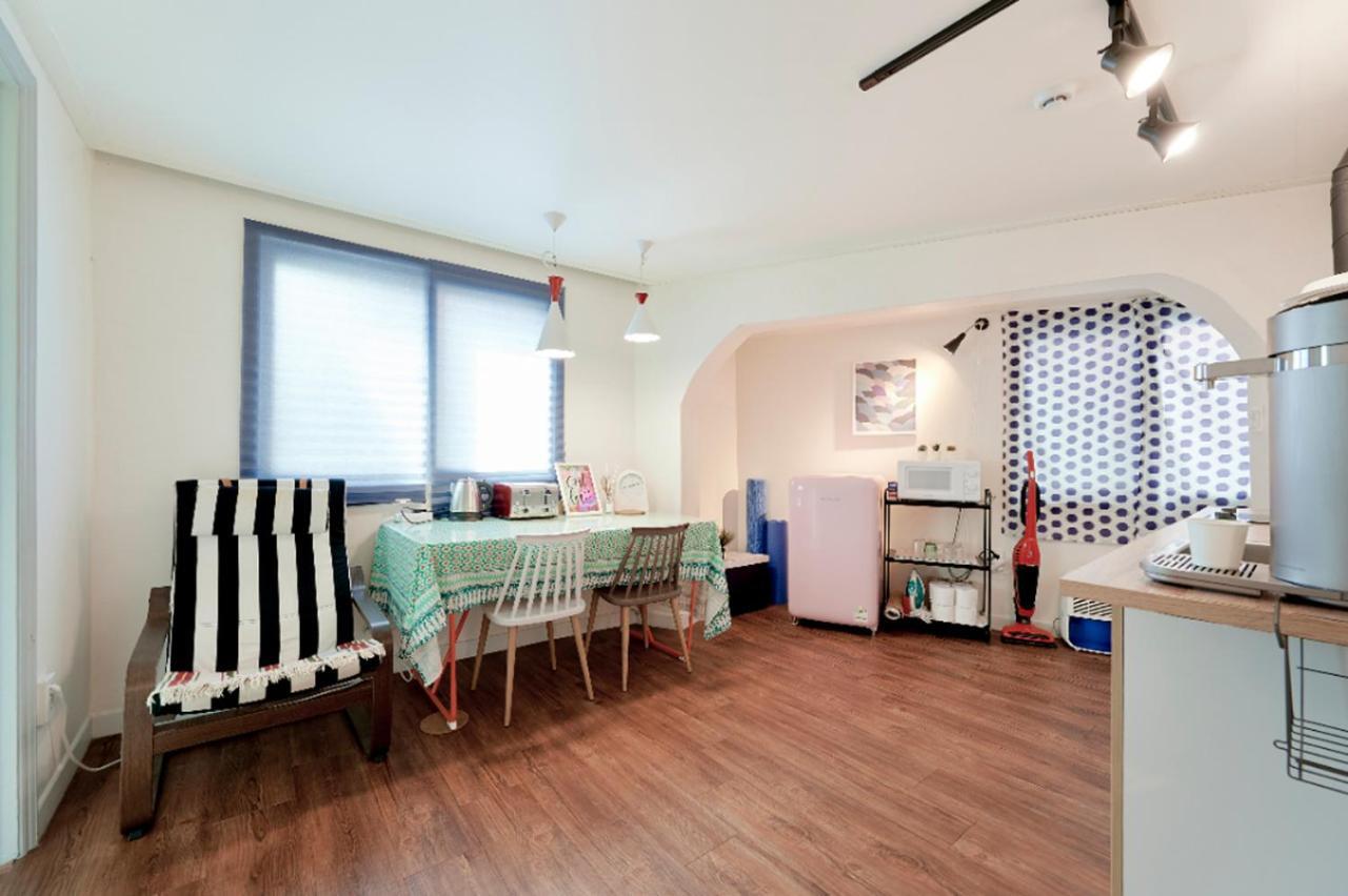 Apelbaum2 Hongdae Hotel Seoul Exterior photo